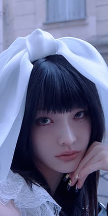 IROHA of ILLIT official profile portrait